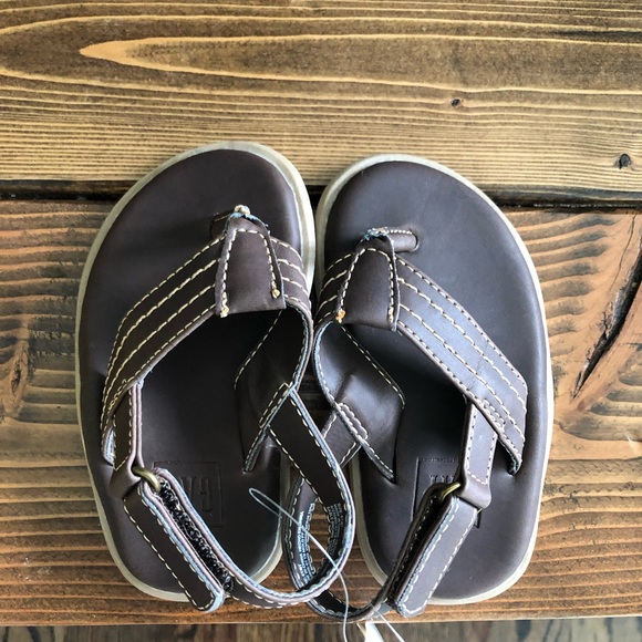 Gap Boys Casual Sandal Flip Flop NWT - Picture 2 of 4